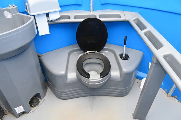 Portable Toilet Options We Offer in Temple Terrace, FL
